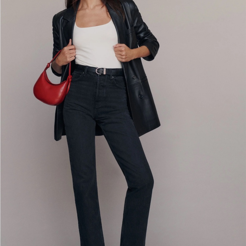 Reformation Cynthia High Waist Straight Jeans. Size 24. Color Vana (black)